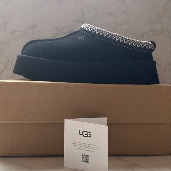 Ugg Tazz - Picture 2 of 5